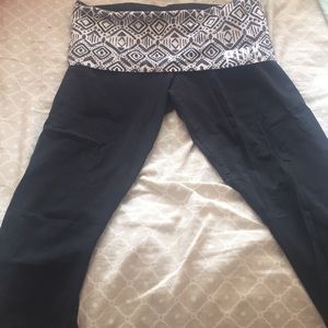 Victoria secret cropped leggings